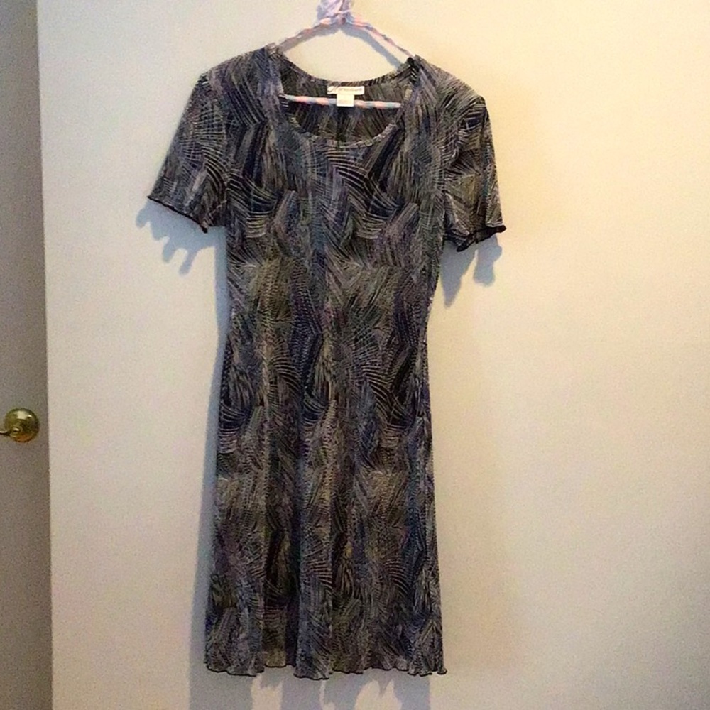 Dress Barn Short Sleeve Pull Over Blue/ Gray/Black Swirl Print Dress Size 8